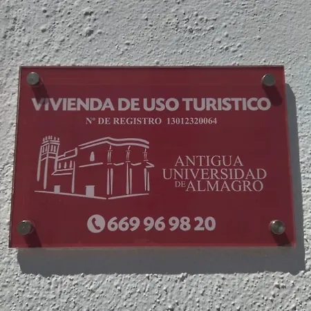 Apartment Turistico Antigua Universidad